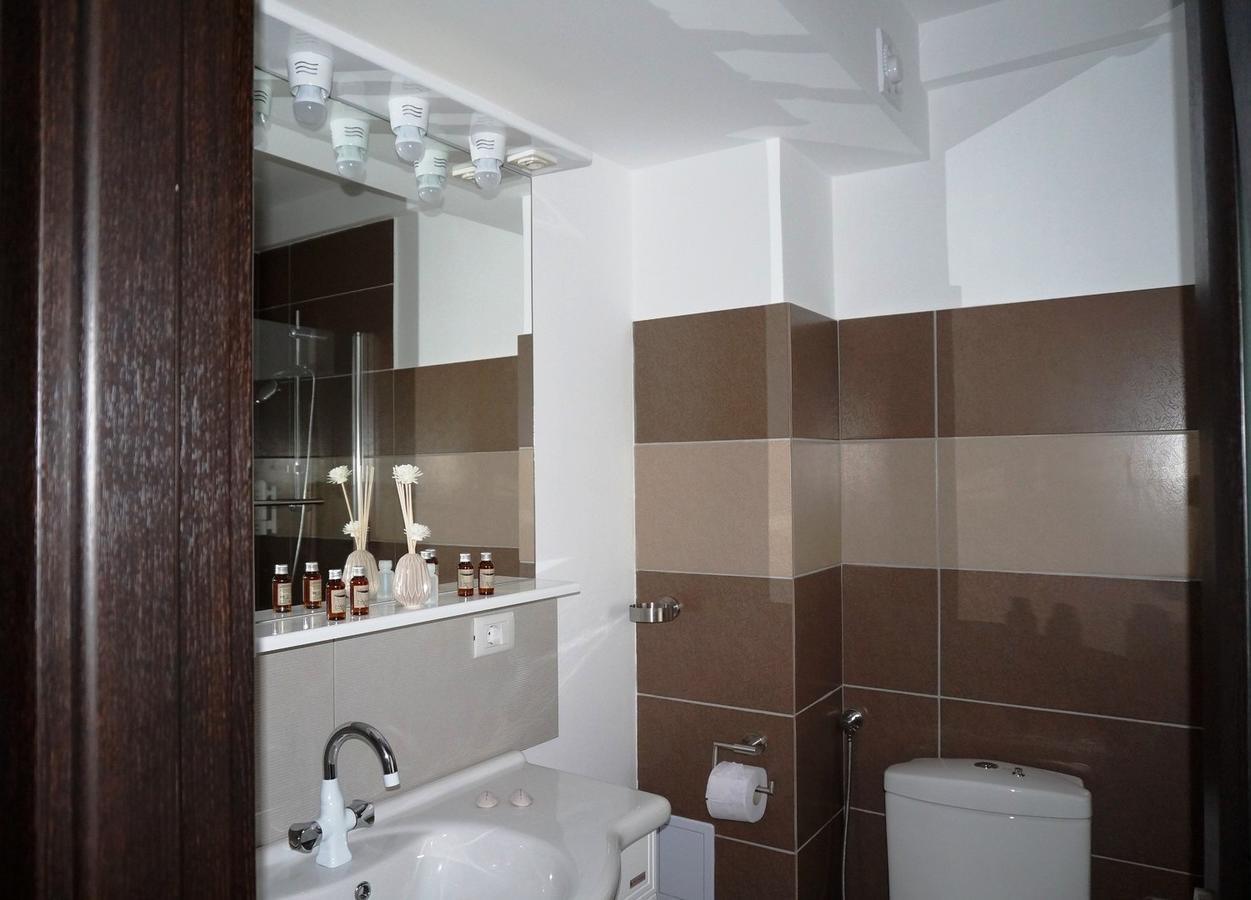 Romantic Boutique Focsani Ngoại thất bức ảnh