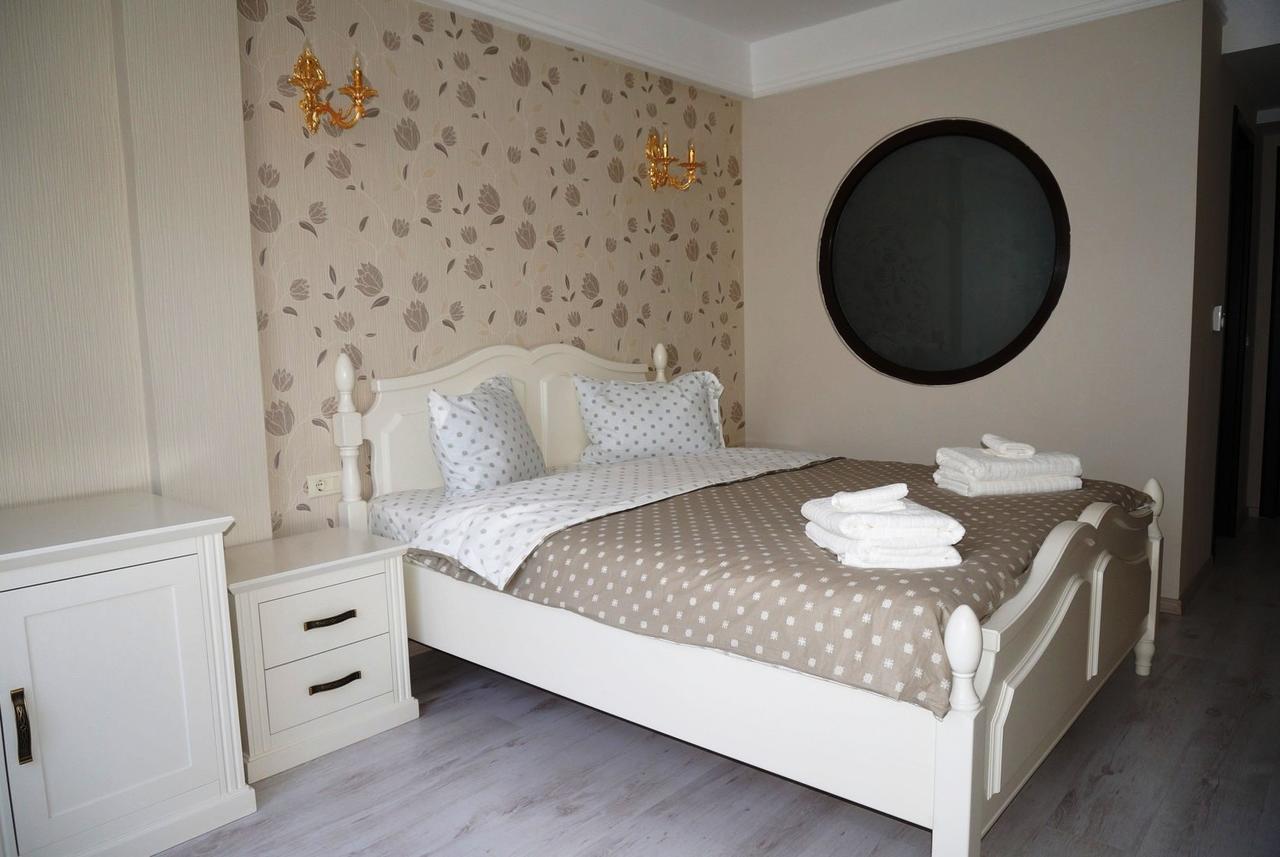 Romantic Boutique Focsani Ngoại thất bức ảnh