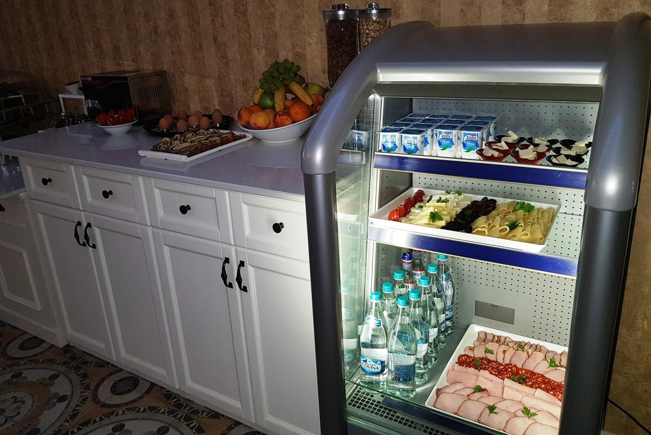 Romantic Boutique Focsani Ngoại thất bức ảnh
