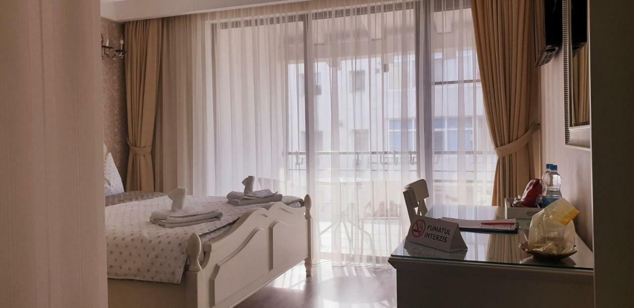 Romantic Boutique Focsani Ngoại thất bức ảnh
